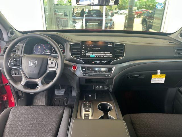 new 2025 Honda Ridgeline car, priced at $43,955
