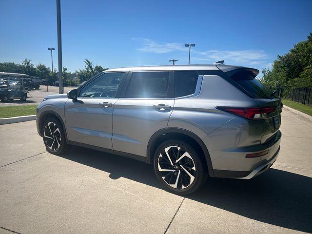 used 2024 Mitsubishi Outlander car, priced at $24,995