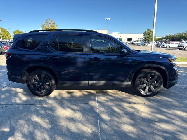 new 2025 Honda Pilot car, priced at $41,695