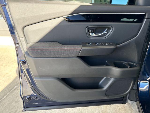 new 2025 Honda Pilot car, priced at $41,695