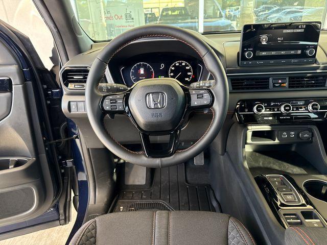 new 2025 Honda Pilot car, priced at $41,695