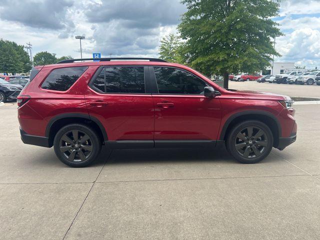 new 2025 Honda Pilot car, priced at $42,105