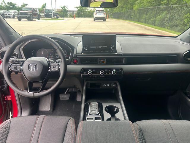 new 2025 Honda Pilot car, priced at $42,105