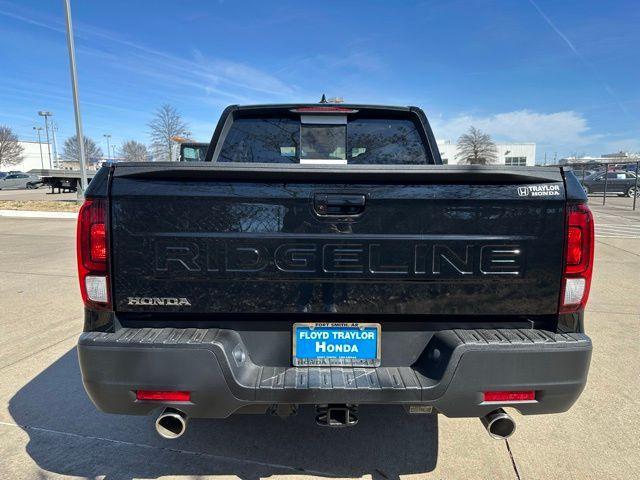 new 2025 Honda Ridgeline car, priced at $42,350