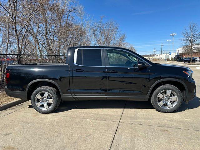 new 2025 Honda Ridgeline car, priced at $42,350