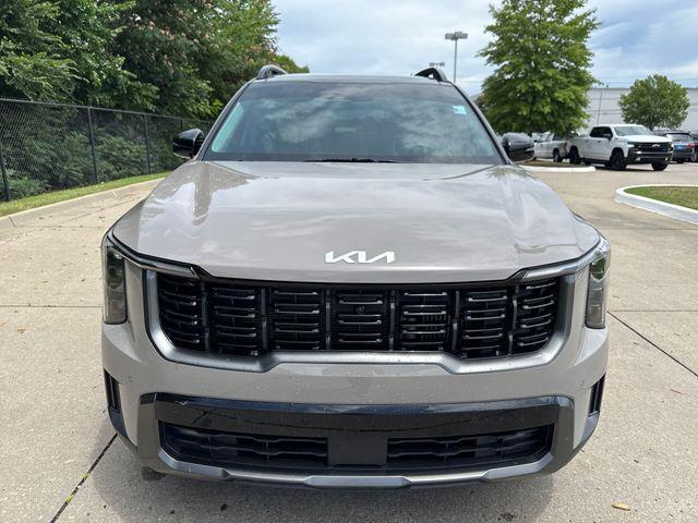 used 2024 Kia Sorento car, priced at $38,295
