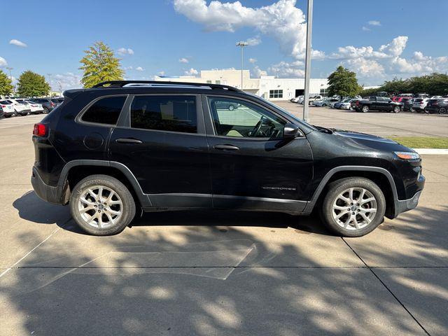 used 2016 Jeep Cherokee car, priced at $7,495