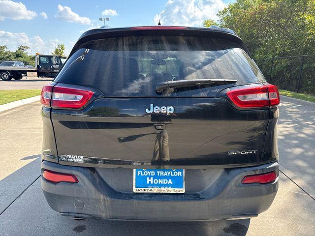 used 2016 Jeep Cherokee car, priced at $7,495