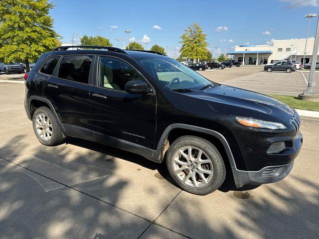 used 2016 Jeep Cherokee car, priced at $7,495