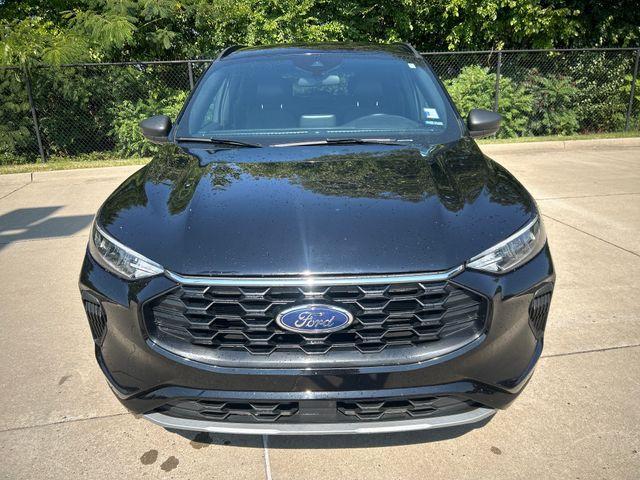 used 2023 Ford Escape car, priced at $20,877