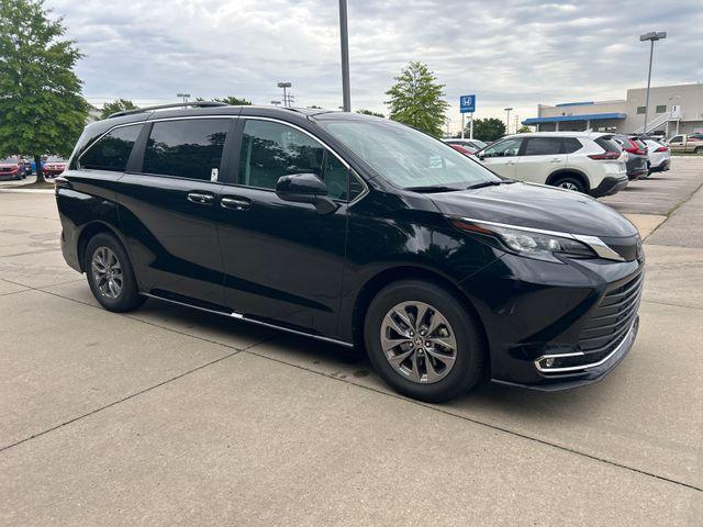 used 2024 Toyota Sienna car, priced at $43,995