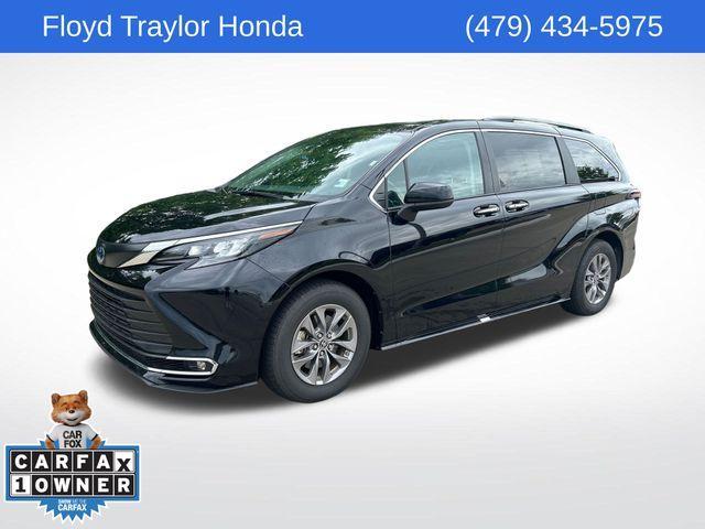 used 2024 Toyota Sienna car, priced at $43,995