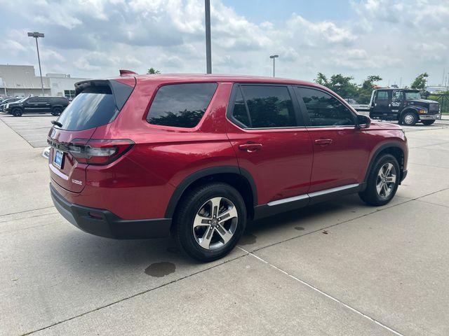 new 2025 Honda Pilot car, priced at $45,405