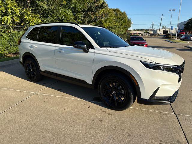 new 2026 Honda CR-V Hybrid car, priced at $42,130