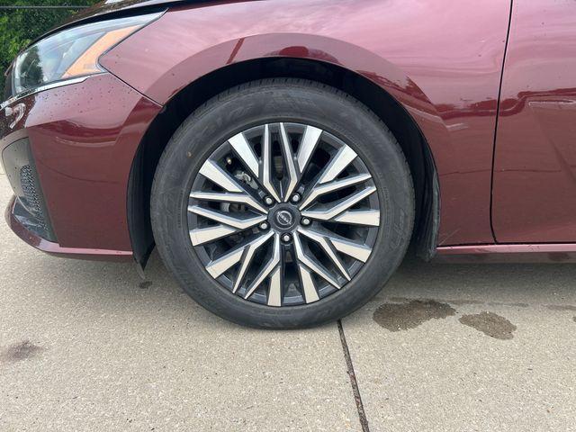 used 2023 Nissan Altima car, priced at $20,495