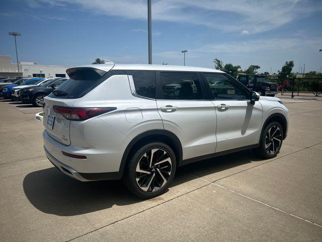 used 2024 Mitsubishi Outlander car, priced at $25,995