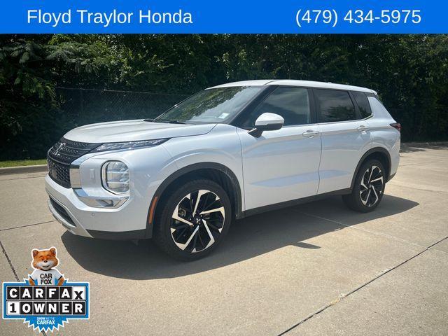 used 2024 Mitsubishi Outlander car, priced at $25,995