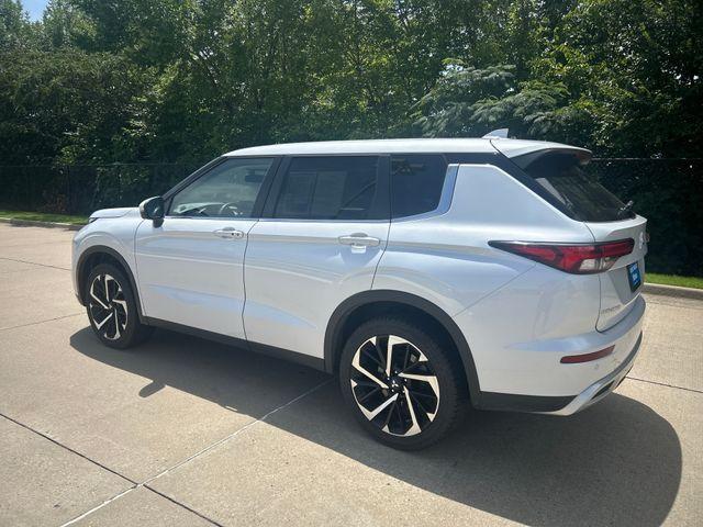 used 2024 Mitsubishi Outlander car, priced at $25,995