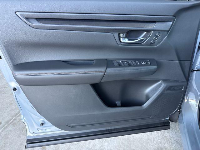 new 2026 Honda CR-V Hybrid car, priced at $42,130