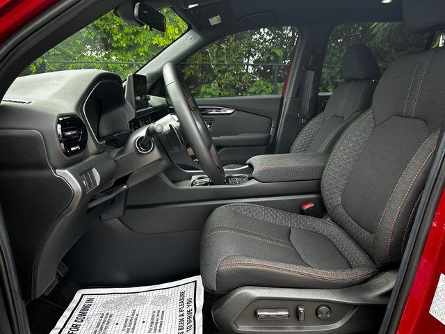 new 2025 Honda Pilot car, priced at $42,105