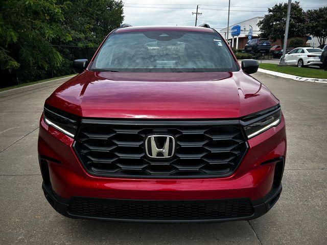 new 2025 Honda Pilot car, priced at $42,105