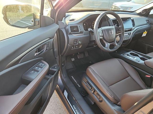 new 2025 Honda Ridgeline car, priced at $44,102