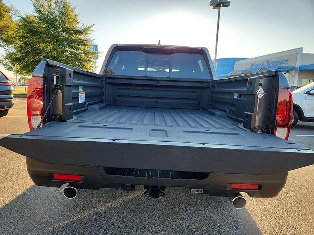 new 2025 Honda Ridgeline car, priced at $44,102