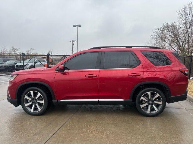 used 2025 Honda Pilot car, priced at $42,500