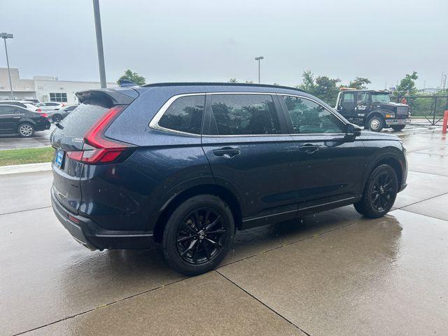 used 2025 Honda CR-V Hybrid car, priced at $38,920