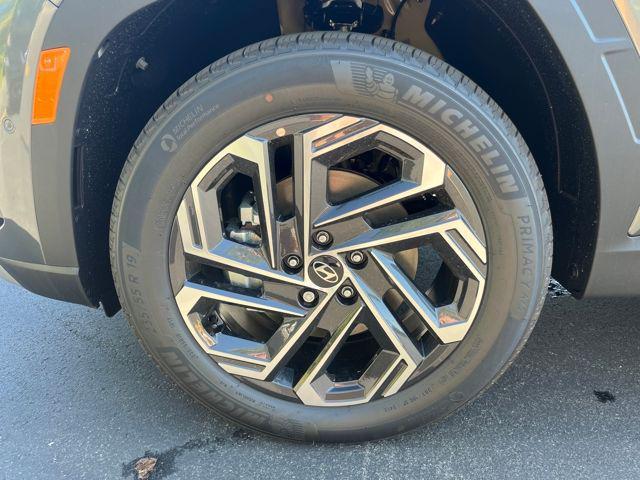 new 2025 Hyundai TUCSON Hybrid car, priced at $38,005