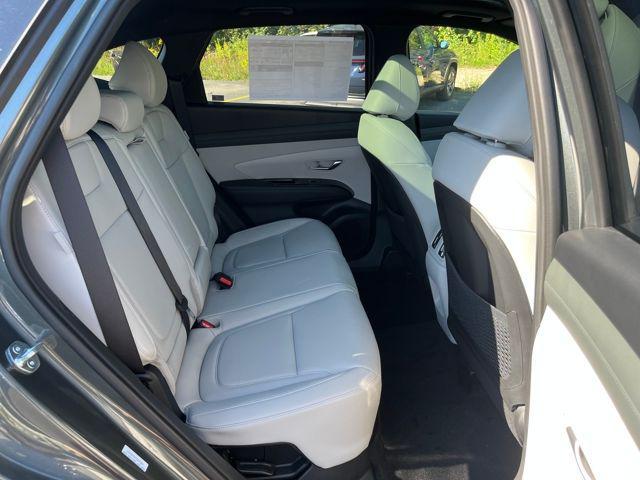 new 2025 Hyundai TUCSON Hybrid car, priced at $38,005