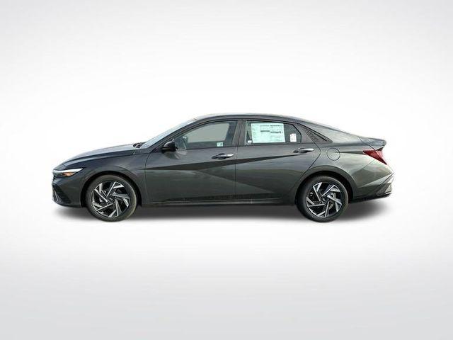 new 2025 Hyundai Elantra car, priced at $23,700