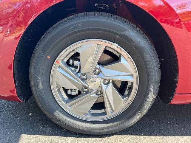 new 2025 Hyundai Elantra car, priced at $21,390