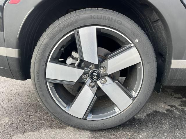 new 2024 Hyundai Santa Fe car, priced at $37,955