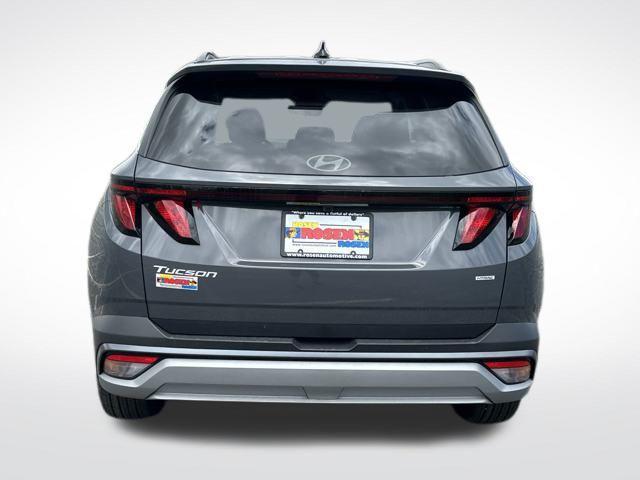 new 2025 Hyundai Tucson car, priced at $32,475