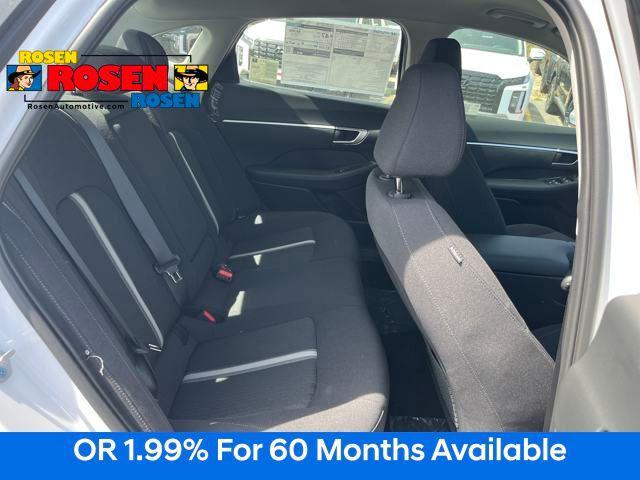 new 2025 Hyundai Sonata Hybrid car, priced at $30,130