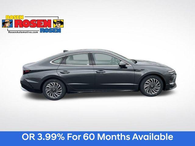 new 2025 Hyundai Sonata Hybrid car, priced at $36,935
