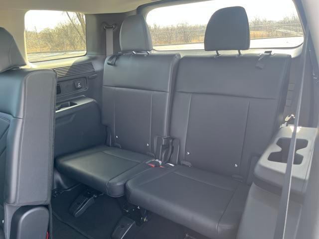 new 2025 Hyundai Santa Fe car, priced at $42,099