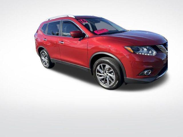 used 2016 Nissan Rogue car, priced at $15,984