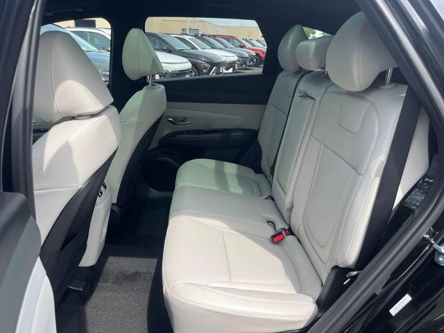 new 2025 Hyundai TUCSON Hybrid car, priced at $41,830