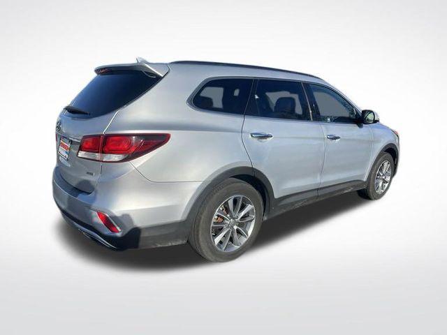 used 2018 Hyundai Santa Fe car, priced at $15,985