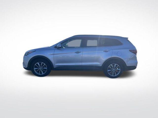 used 2018 Hyundai Santa Fe car, priced at $15,985