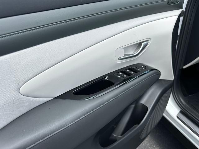 new 2025 Hyundai Tucson car, priced at $39,395