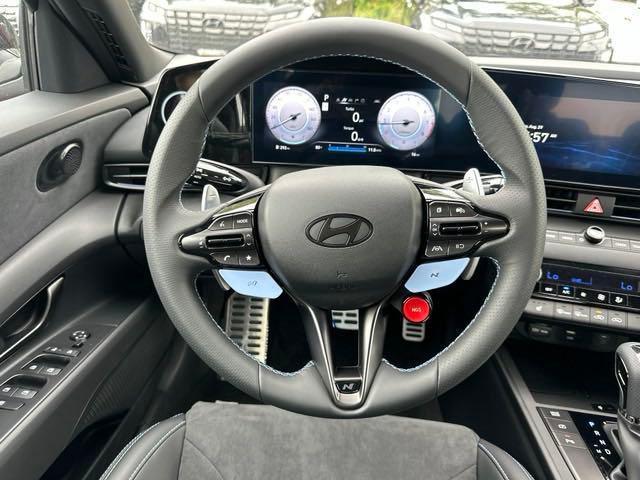 new 2024 Hyundai Elantra car, priced at $36,555