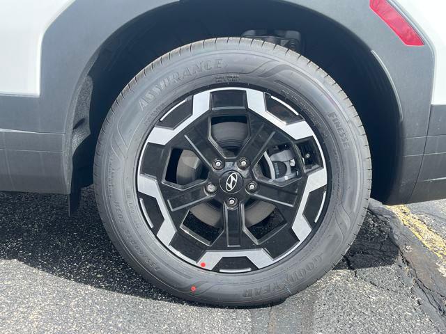 new 2025 Hyundai Santa Fe car, priced at $39,380