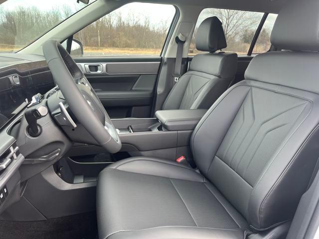 new 2025 Hyundai Santa Fe car, priced at $39,380