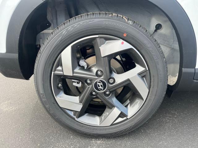 new 2025 Hyundai Venue car, priced at $24,510