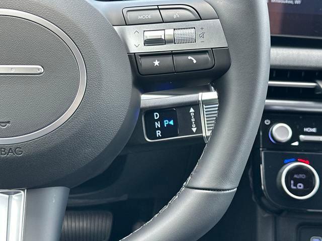 new 2025 Hyundai TUCSON Hybrid car, priced at $36,570