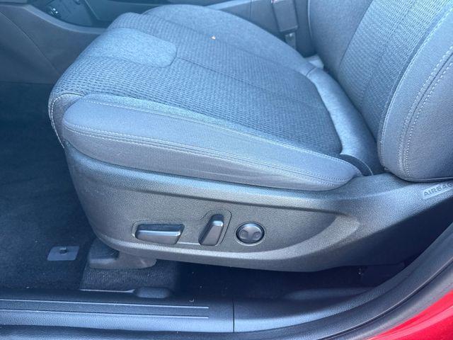 used 2023 Hyundai Santa Fe car, priced at $24,987