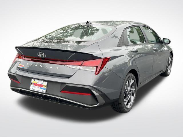 new 2025 Hyundai Elantra car, priced at $22,925